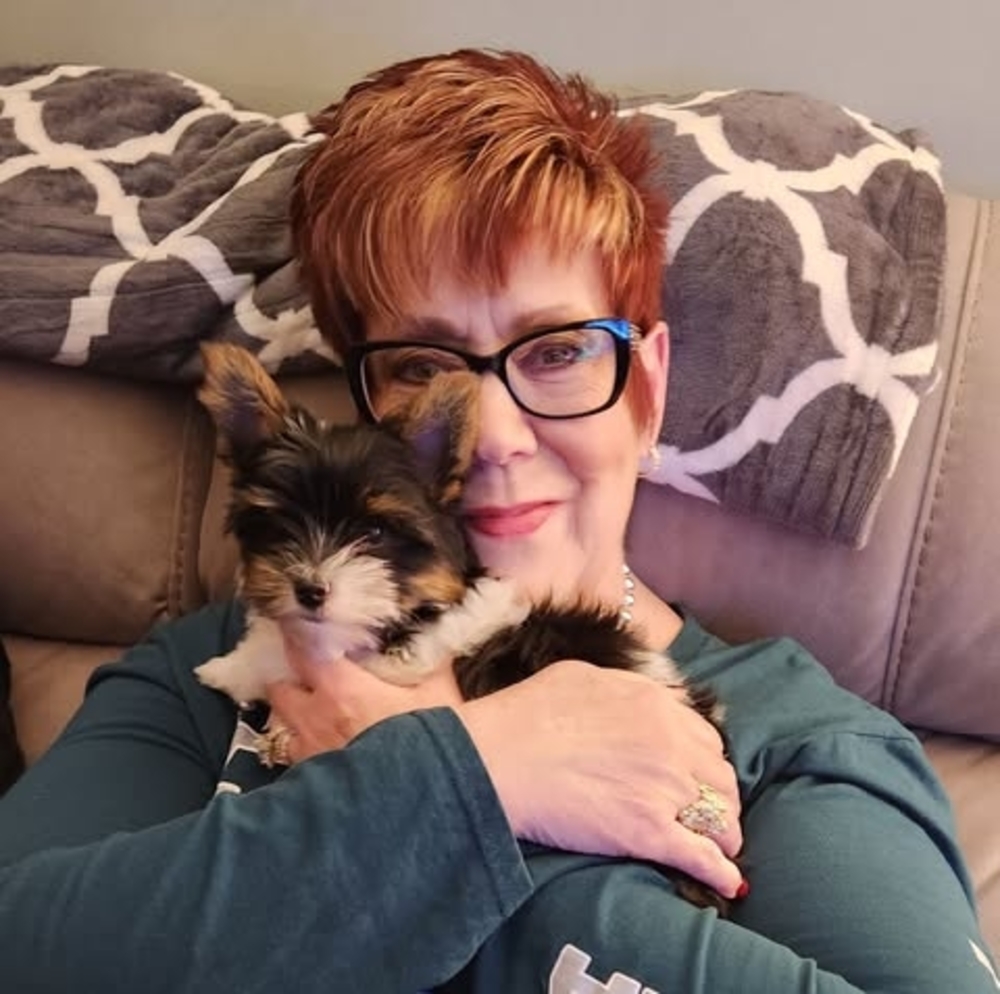 Meet your Posher, Joyce